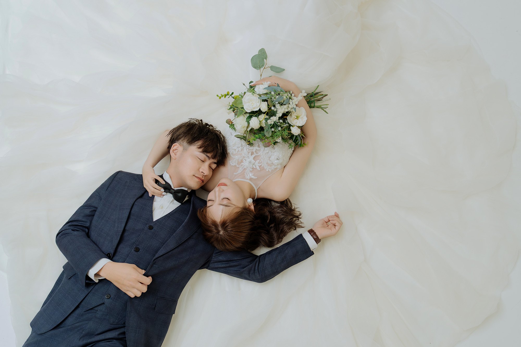 婚紗推薦 首選唯你 婚紗攝影，台北婚紗 中最推薦的高質感 婚紗照，拍婚紗 優惠實在，給新人最幸福的 婚紗攝影 體驗，客製化 婚紗照 包套，網路評價一致好評 婚紗價格 最透明的 婚紗攝影 團隊，實現您夢幻婚禮就在唯你 婚紗攝影。