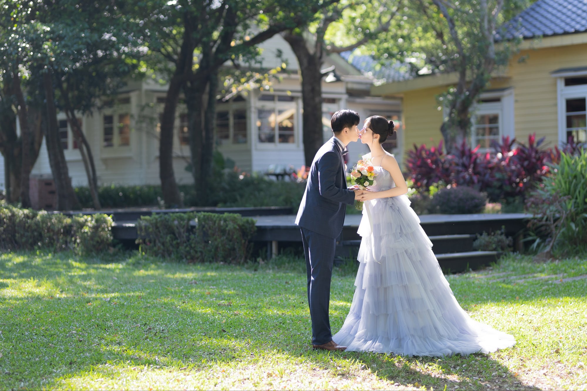 婚紗推薦 首選唯你 婚紗攝影，台北婚紗 中最推薦的高質感 婚紗照，拍婚紗 優惠實在，給新人最幸福的 婚紗攝影 體驗，客製化 婚紗照 包套，網路評價一致好評 婚紗價格 最透明的 婚紗攝影 團隊，實現您夢幻婚禮就在唯你 婚紗攝影。