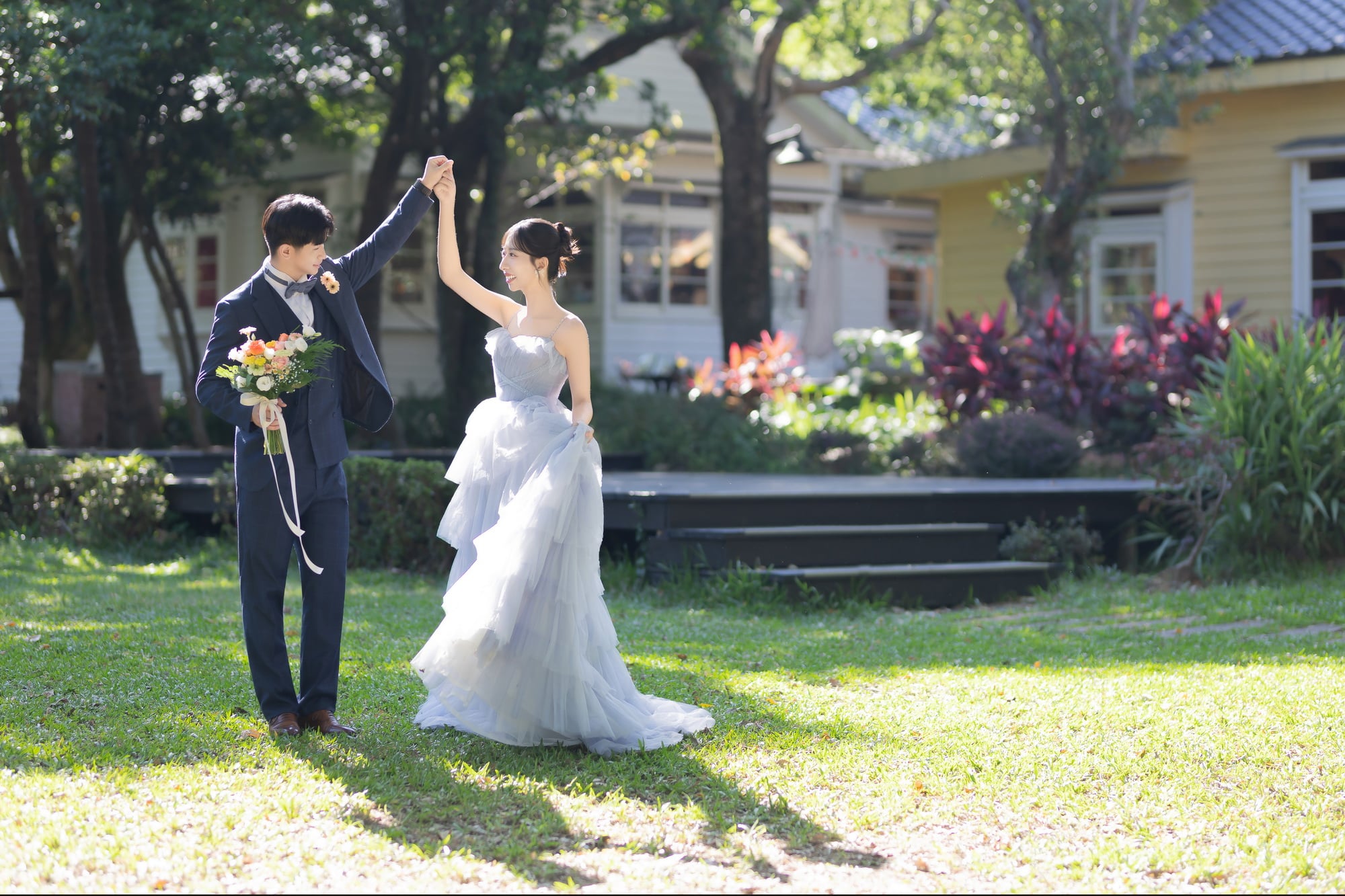 婚紗推薦 首選唯你 婚紗攝影，台北婚紗 中最推薦的高質感 婚紗照，拍婚紗 優惠實在，給新人最幸福的 婚紗攝影 體驗，客製化 婚紗照 包套，網路評價一致好評 婚紗價格 最透明的 婚紗攝影 團隊，實現您夢幻婚禮就在唯你 婚紗攝影。