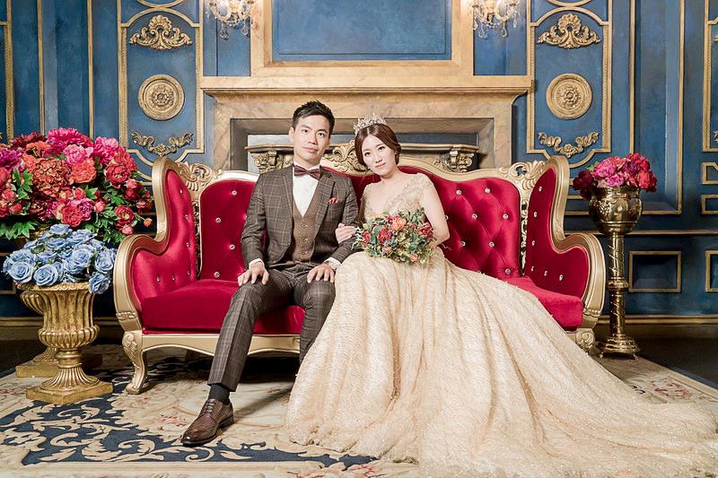 婚紗推薦 首選唯你 婚紗攝影，台北婚紗 中最推薦的高質感 婚紗照，拍婚紗 優惠實在，給新人最幸福的 婚紗攝影 體驗，客製化 婚紗照 包套，網路評價一致好評 婚紗價格 最透明的 婚紗攝影 團隊，實現您夢幻婚禮就在唯你 婚紗攝影。