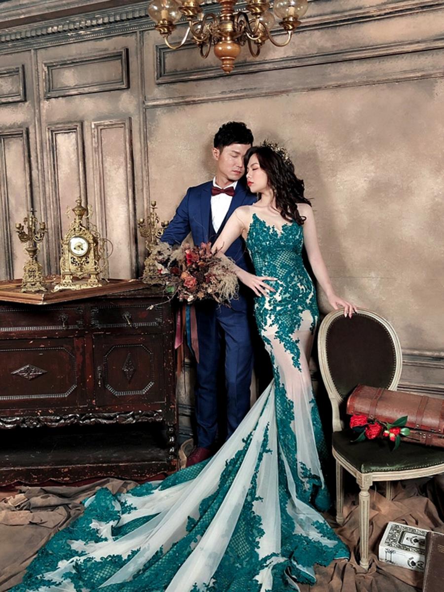 婚紗推薦 首選唯你 婚紗攝影，台北婚紗 中最推薦的高質感 婚紗照，拍婚紗 優惠實在，給新人最幸福的 婚紗攝影 體驗，客製化 婚紗照 包套，網路評價一致好評 婚紗價格 最透明的 婚紗攝影 團隊，實現您夢幻婚禮就在唯你 婚紗攝影。