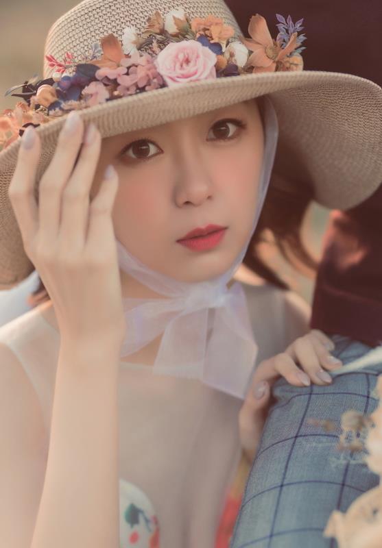 婚紗推薦 首選唯你 婚紗攝影，台北婚紗 中最推薦的高質感 婚紗照，拍婚紗 優惠實在，給新人最幸福的 婚紗攝影 體驗，客製化 婚紗照 包套，網路評價一致好評 婚紗價格 最透明的 婚紗攝影 團隊，實現您夢幻婚禮就在唯你 婚紗攝影。