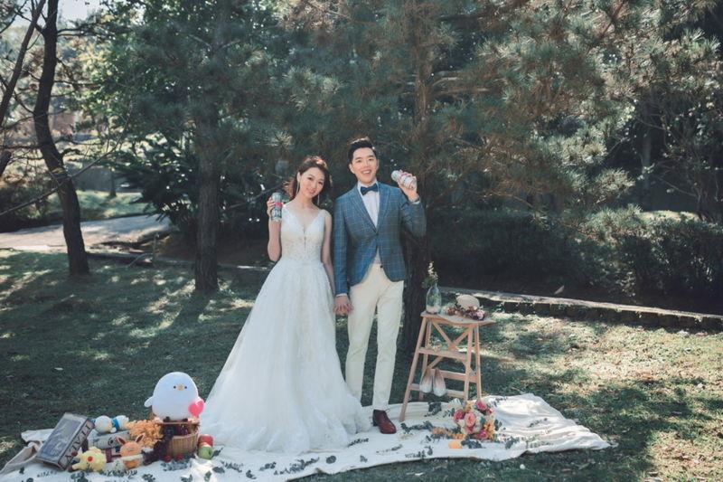 婚紗推薦 首選唯你 婚紗攝影，台北婚紗 中最推薦的高質感 婚紗照，拍婚紗 優惠實在，給新人最幸福的 婚紗攝影 體驗，客製化 婚紗照 包套，網路評價一致好評 婚紗價格 最透明的 婚紗攝影 團隊，實現您夢幻婚禮就在唯你 婚紗攝影。