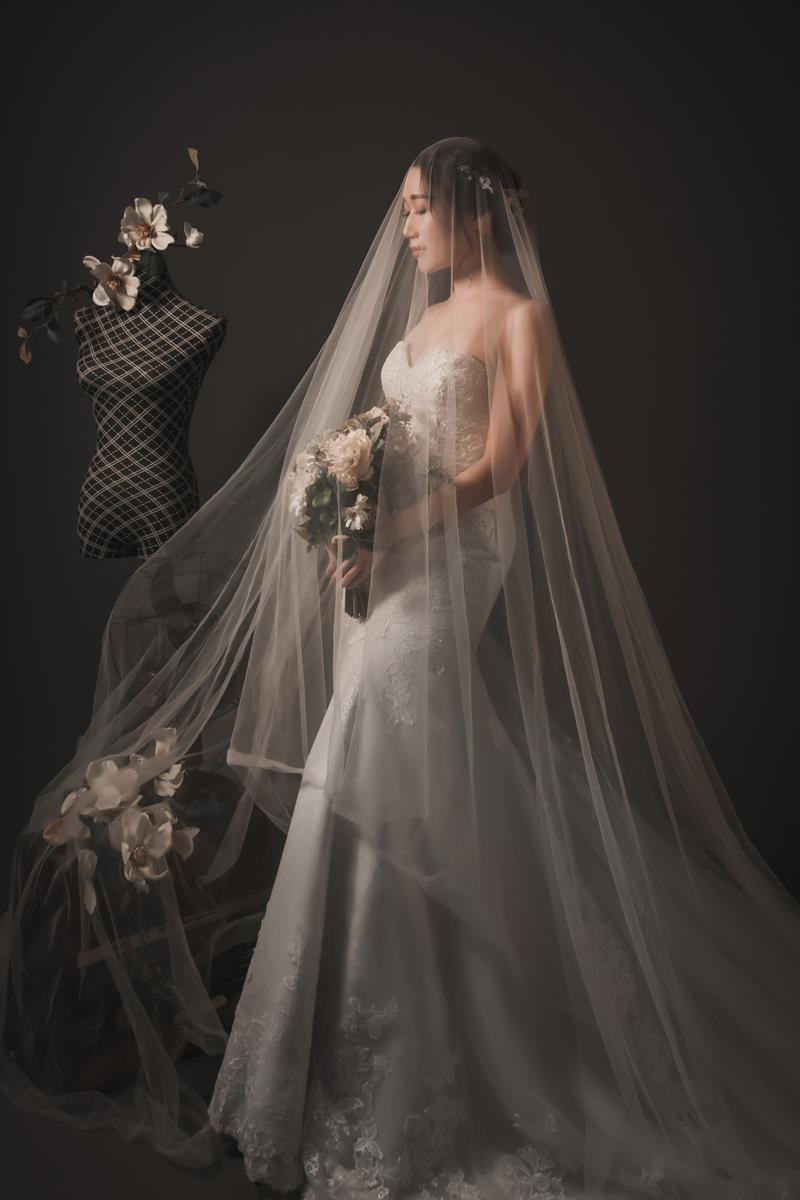 婚紗推薦 首選唯你 婚紗攝影，台北婚紗 中最推薦的高質感 婚紗照，拍婚紗 優惠實在，給新人最幸福的 婚紗攝影 體驗，客製化 婚紗照 包套，網路評價一致好評 婚紗價格 最透明的 婚紗攝影 團隊，實現您夢幻婚禮就在唯你 婚紗攝影。