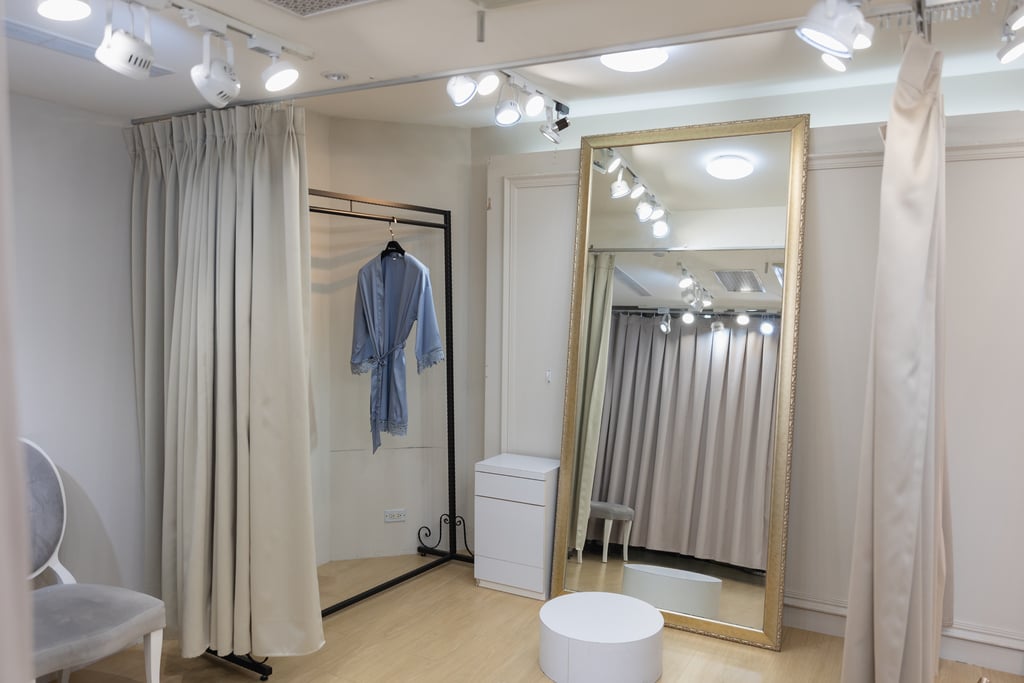 原來選婚紗也能像挑時裝一樣輕鬆自在愉快、挑到欲罷不能！