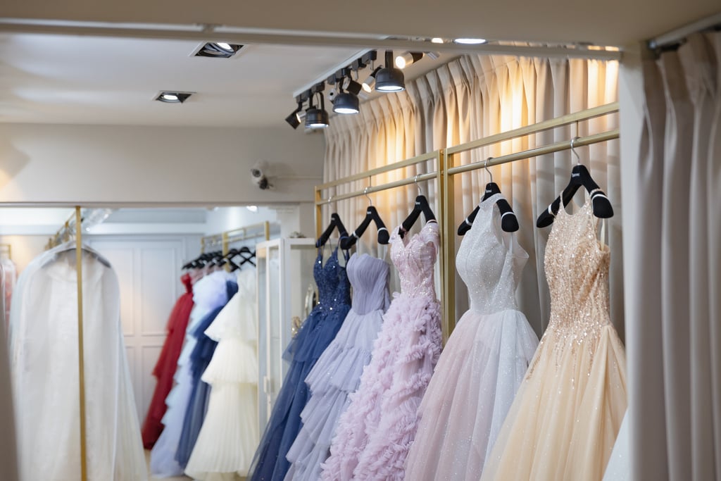 原來選婚紗也能像挑時裝一樣輕鬆自在愉快、挑到欲罷不能！