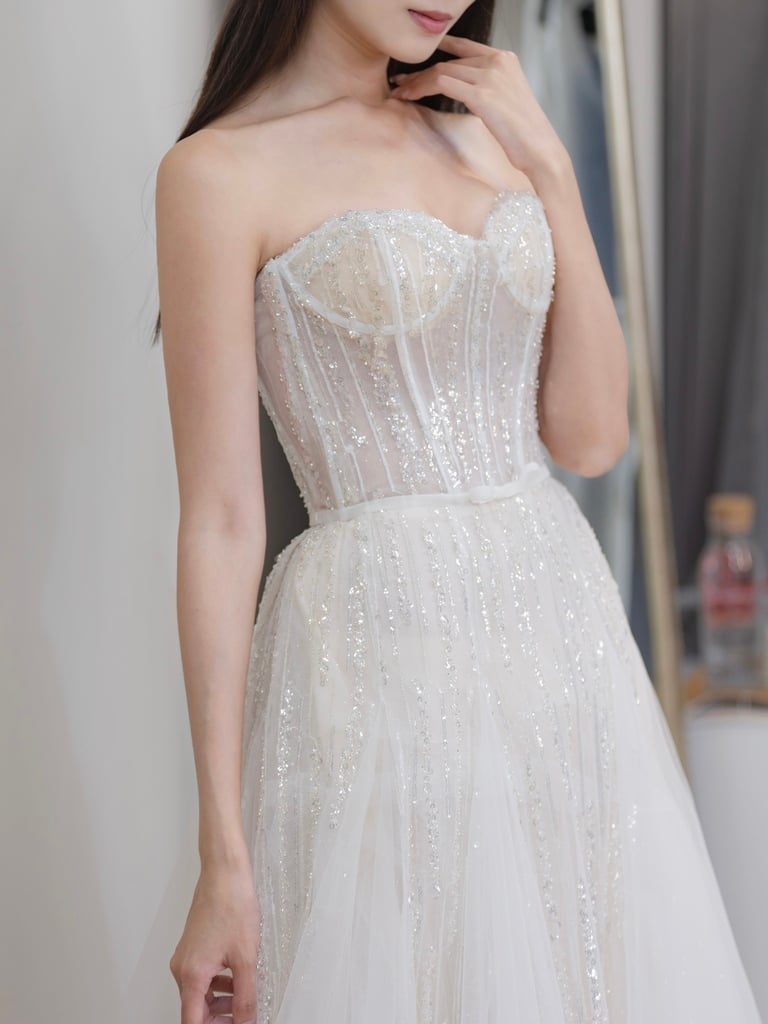 原來選婚紗也能像挑時裝一樣輕鬆自在愉快、挑到欲罷不能！