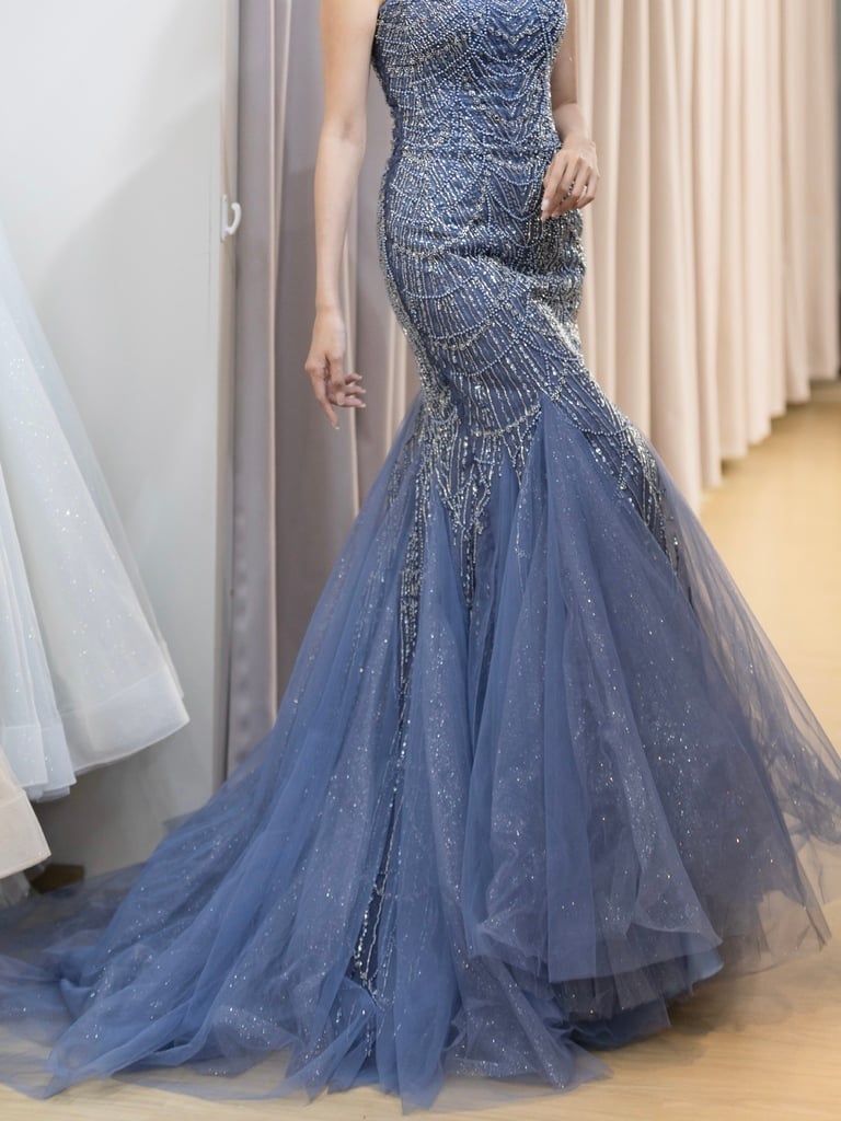 原來選婚紗也能像挑時裝一樣輕鬆自在愉快、挑到欲罷不能！