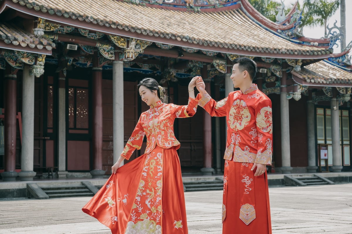 婚禮小知識 - 迎娶該拿米篩? 還是黑傘?