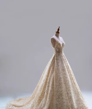 金葉沉靜晚宴禮服