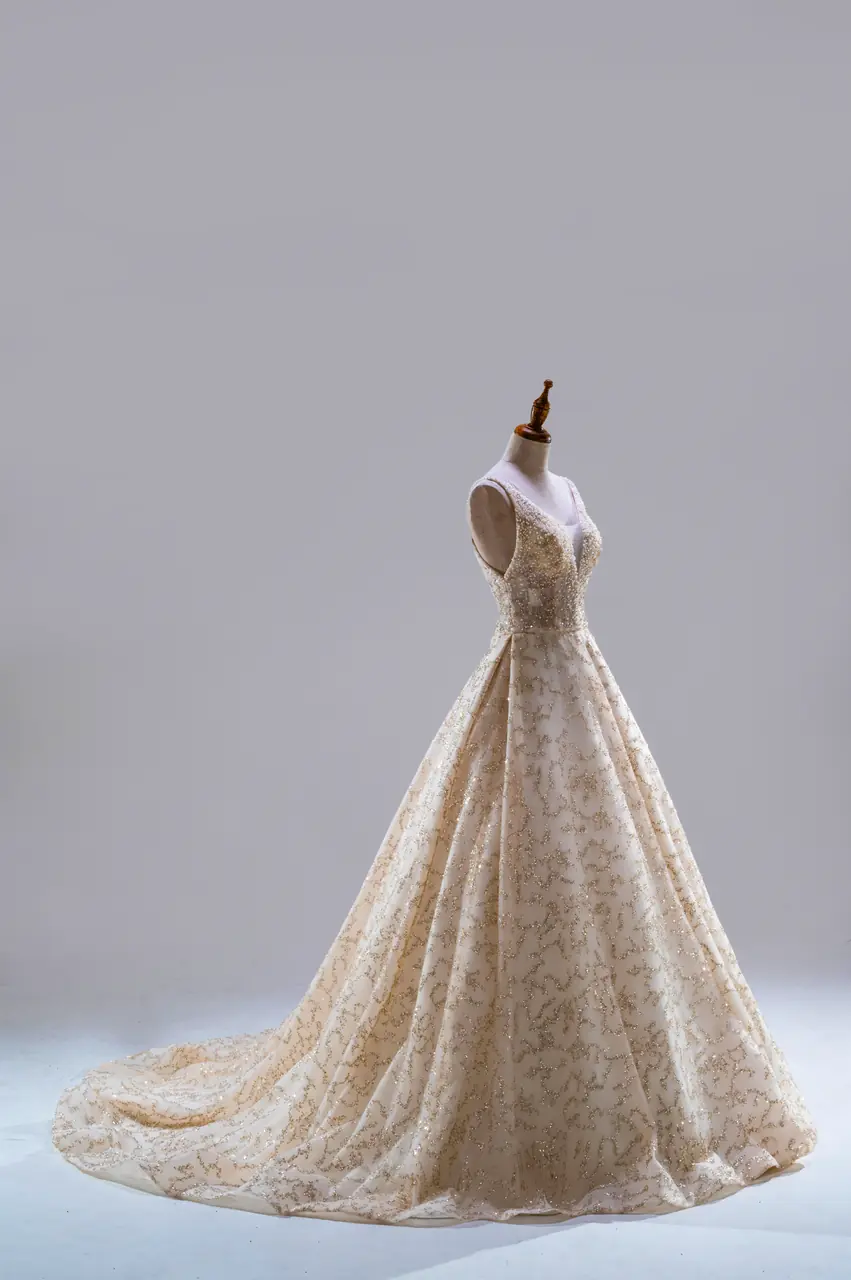 金葉沉靜晚宴禮服