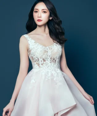 玫瑰塵晚宴禮服