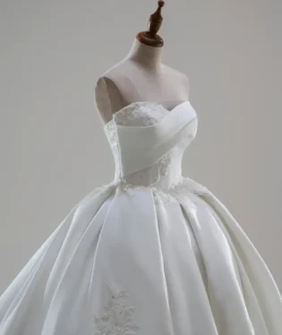 雪域沉語白紗禮服