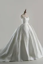 雪域沉語白紗禮服