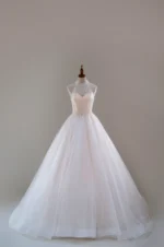 玻璃穹頂白紗禮服