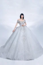 銀燼孤星白紗禮服