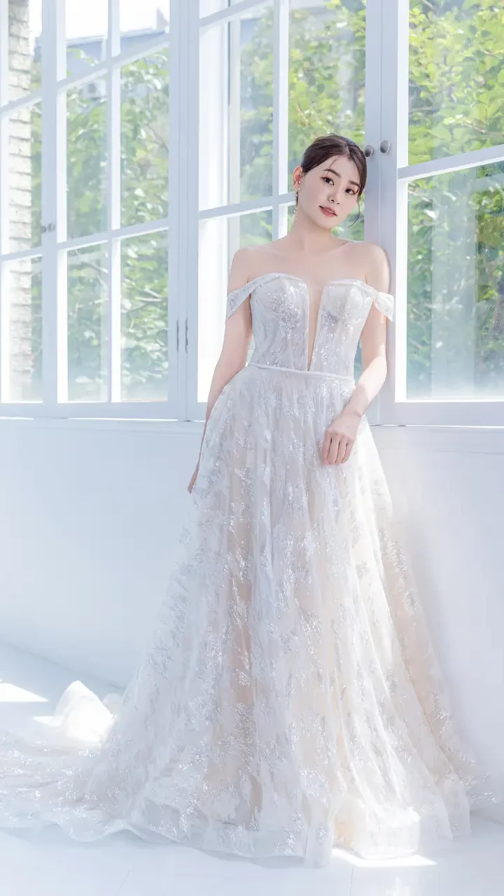 玻璃溫室白紗禮服