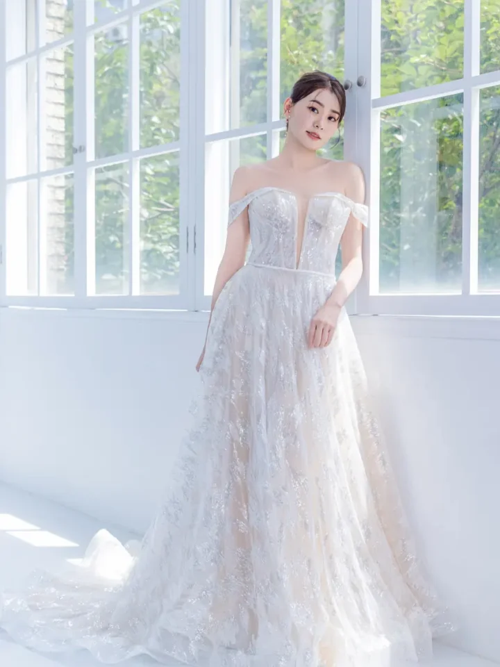 玻璃溫室白紗禮服