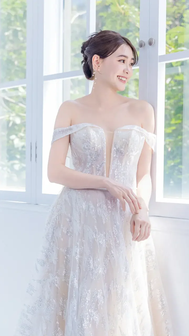 玻璃溫室白紗禮服