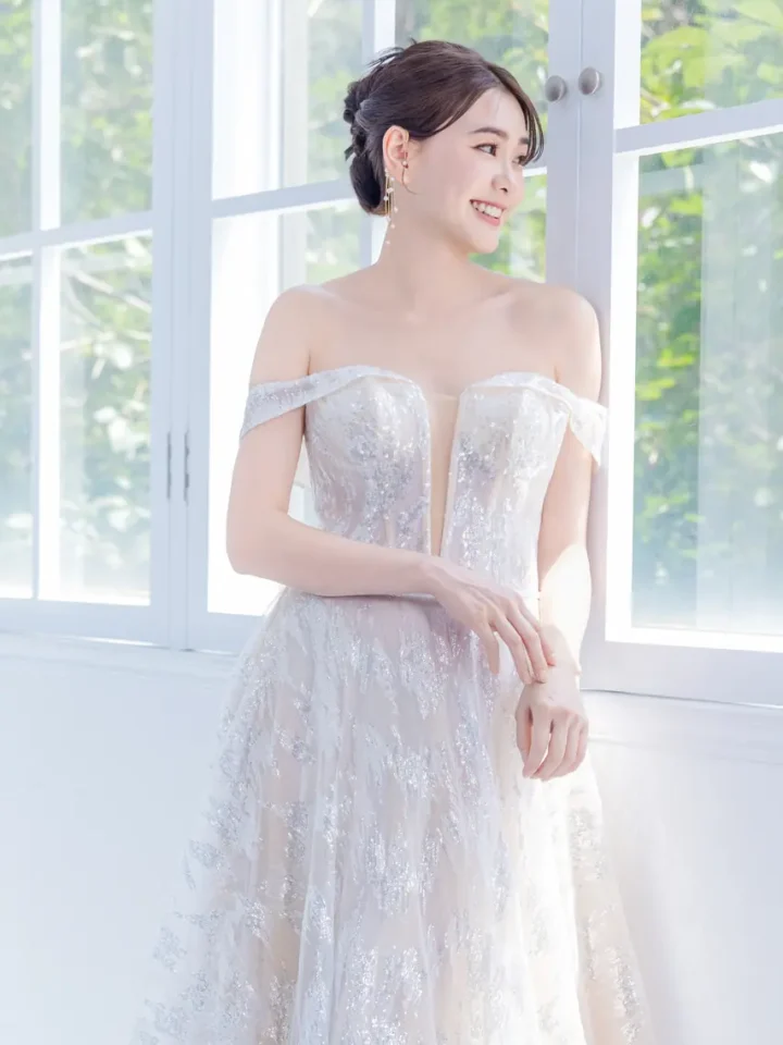 玻璃溫室白紗禮服