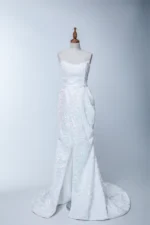 反光靜默白紗禮服