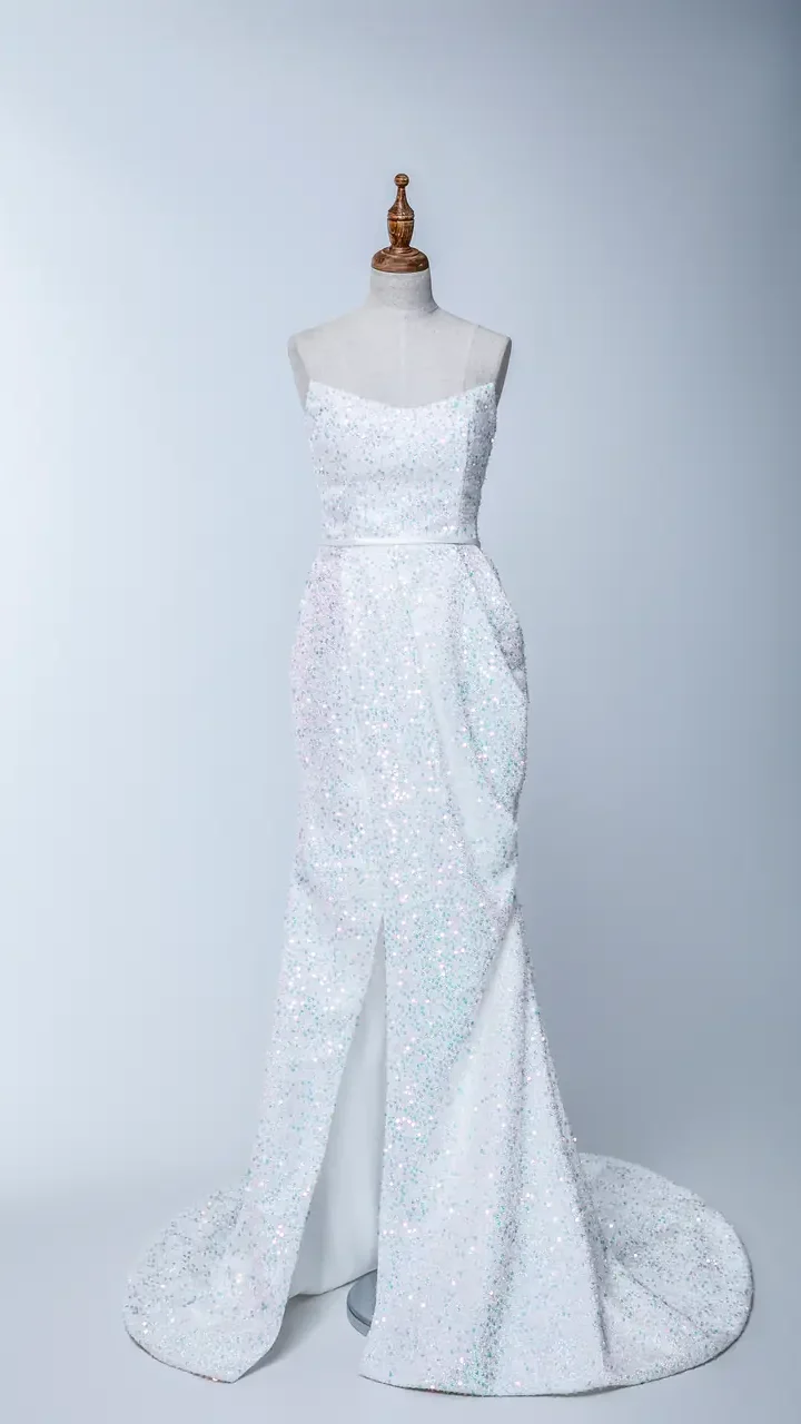 反光靜默白紗禮服