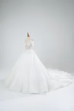 雪燦深林白紗禮服