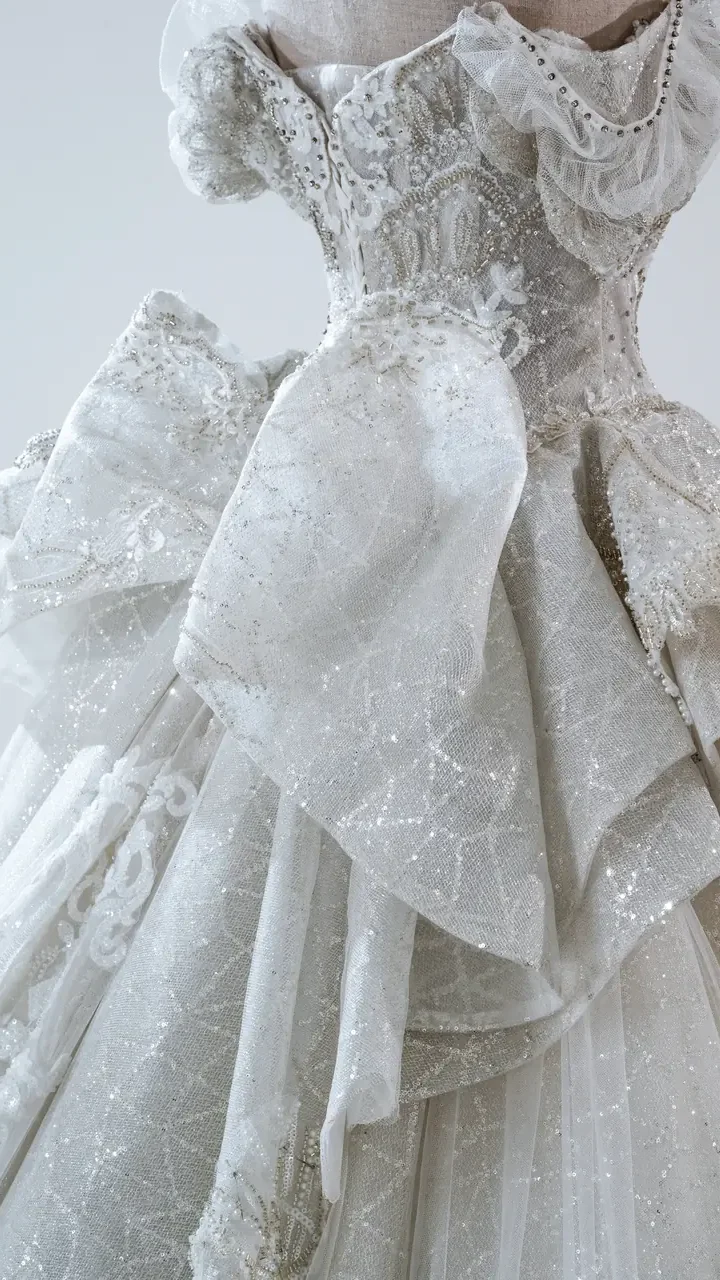 銀譜序曲白紗禮服