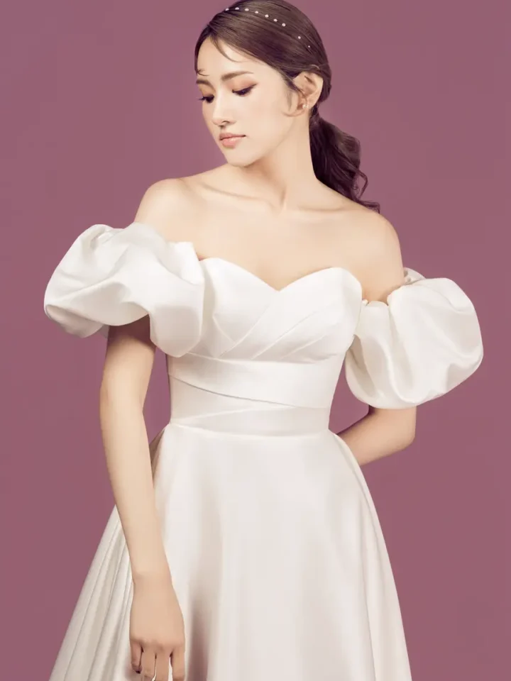 靜語輪廓白紗禮服