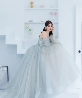 玻光苔語晚宴禮服