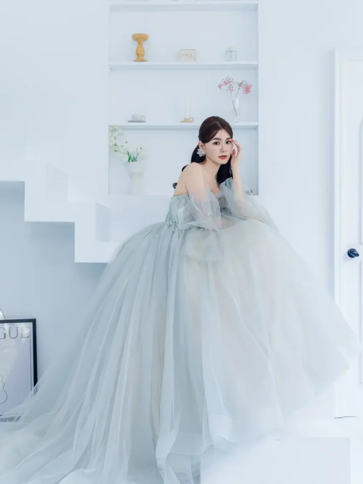 玻光苔語晚宴禮服