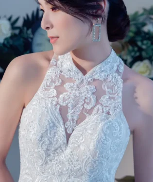 寂羽交頸白紗禮服