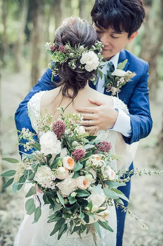 看到婚紗照後，內心瞬間尖叫