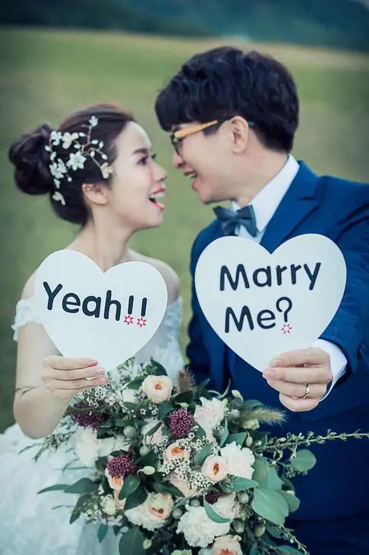 看到婚紗照後，內心瞬間尖叫