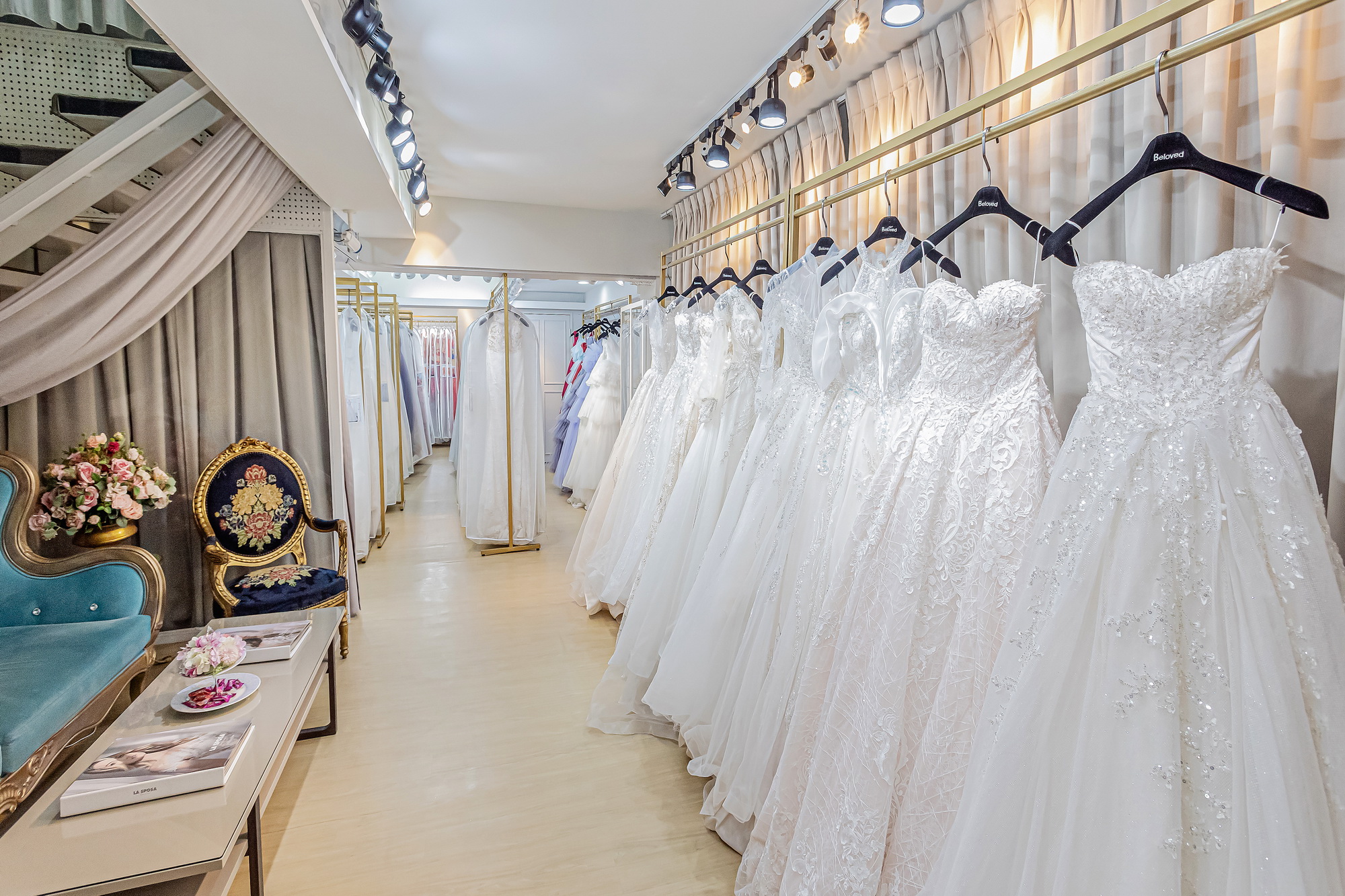 【 租借禮服流程全解析｜第一次挑選禮服的新娘完整指南 】