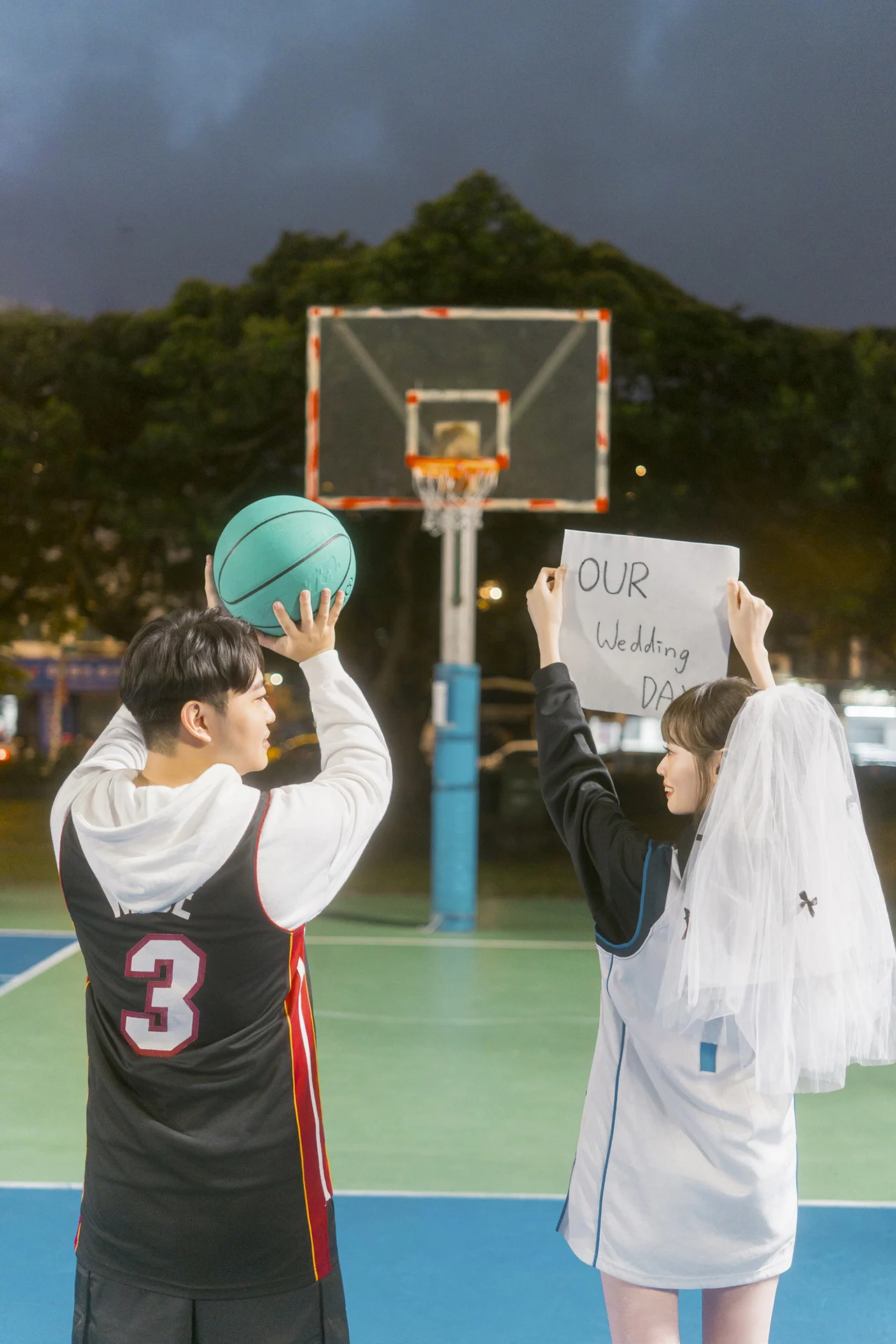 客製化婚紗體驗,拍出專屬於你們的風格 客製化婚紗體驗,拍出專屬於你們的風格