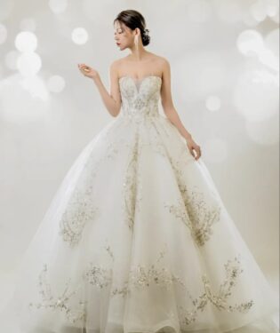 靜塔綻光白紗禮服